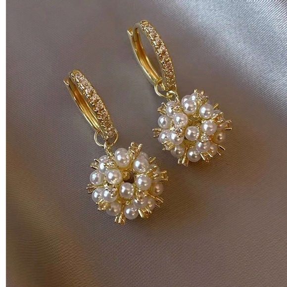18K Gold Plated Stainless Steel Faux Pearl Rhinestone Earrings